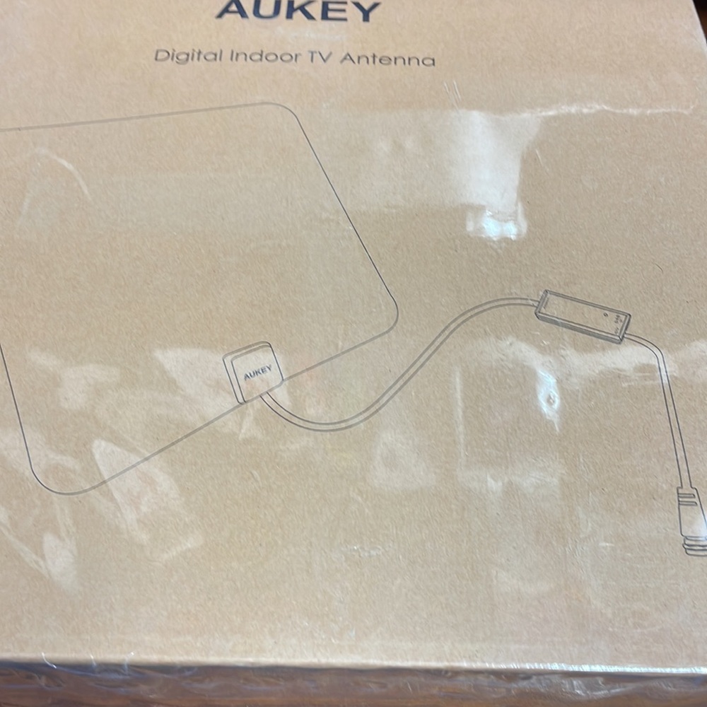Aukey AN-P01-S Indoor Digital TV Antenna - Picture 3 of 5